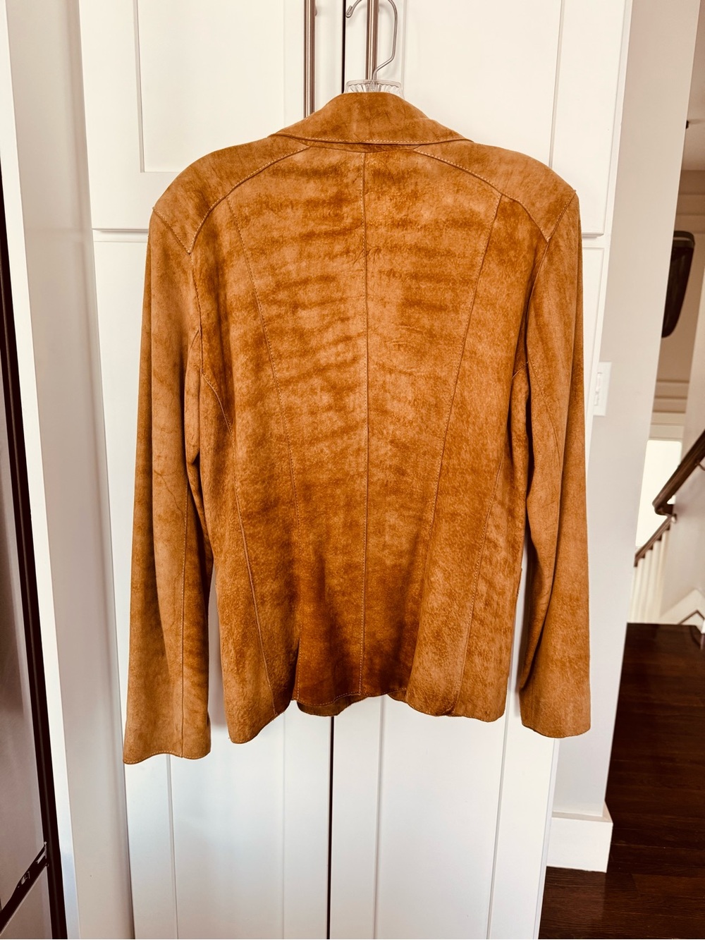 Andrew Marc Women’s Tan Subtle Tiger Stripe Suede Jacket - Picture 2 of 7